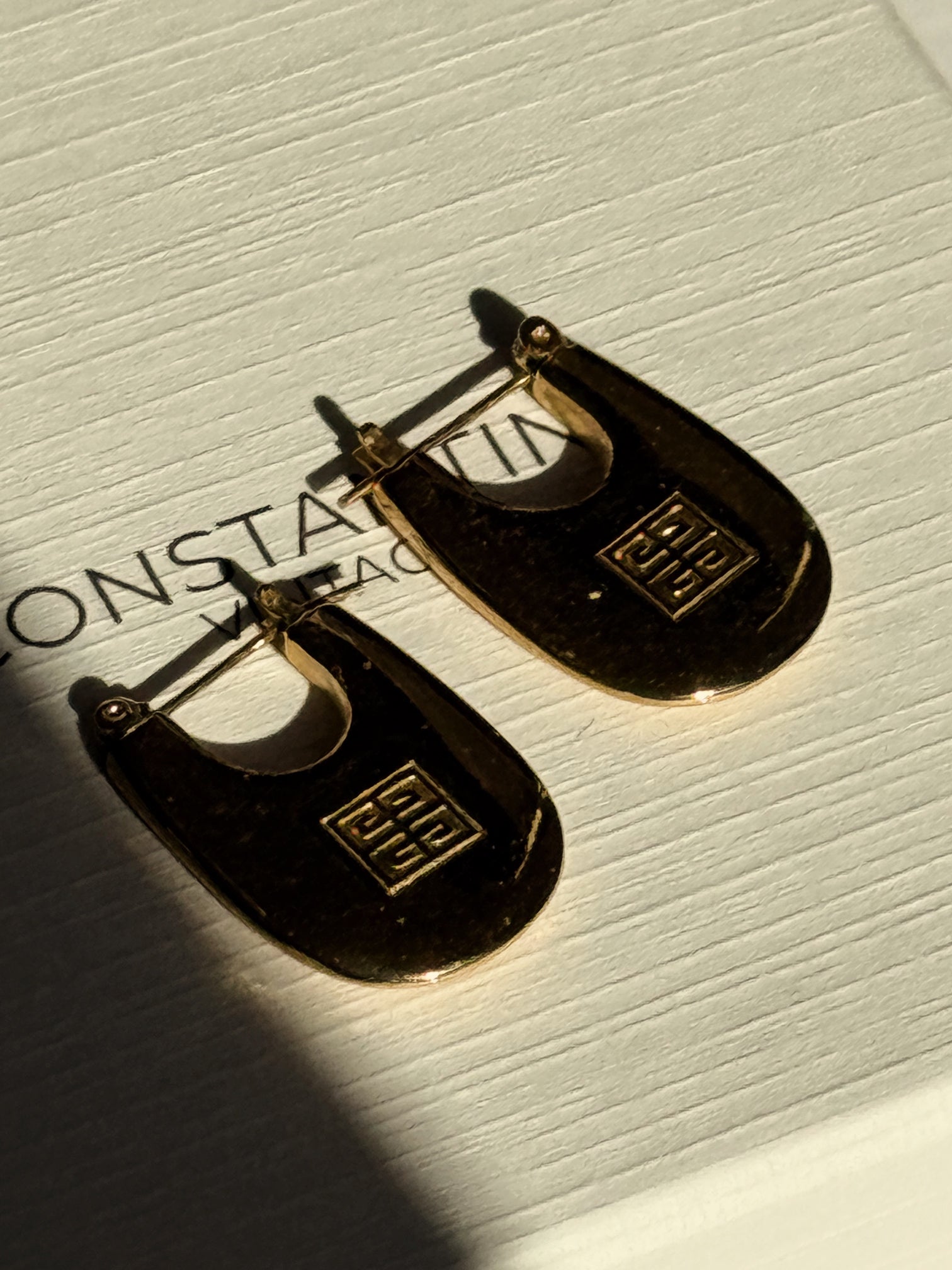 Constantina Vintage featured image